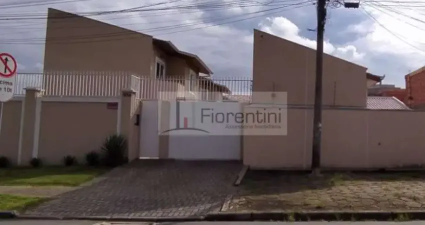 Casa em condomínio fechado para alugar na Rua Vinte e Cinco de Agosto, 584, Boqueirão, Curitiba