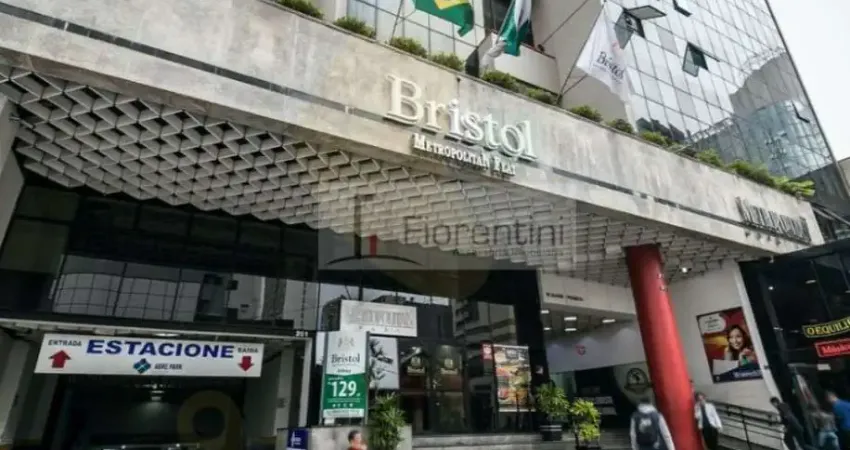 Apartamento à venda na Rua Emiliano Perneta, 297, Centro, Curitiba
