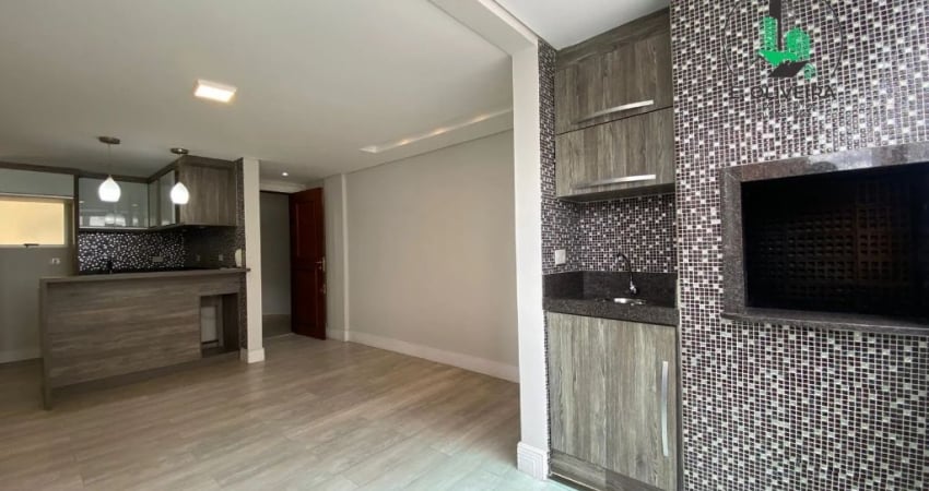 Apartamento reformado de 3 quartos, hoje alterado para dois quartos + closet (fácil reversão);