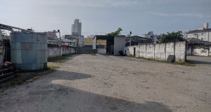 Terreno à venda na Vila Valença, São Vicente 