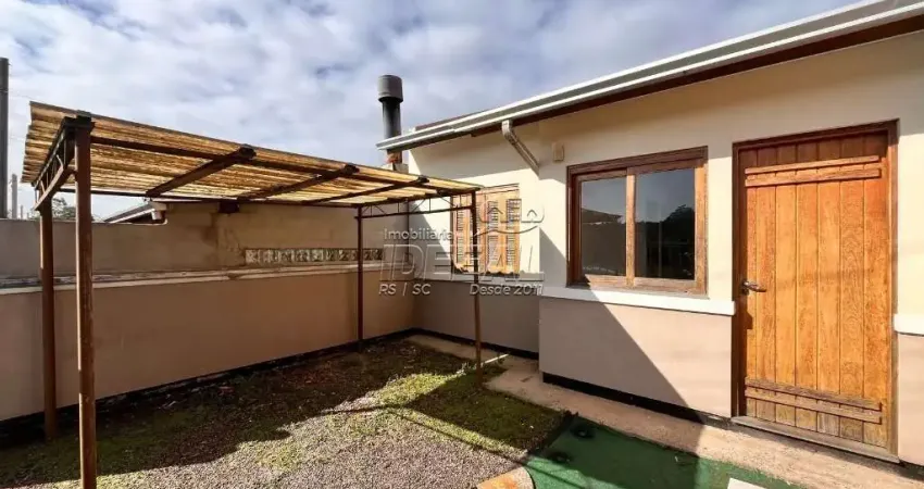 Casa com 2 quartos para alugar no Berto Círio, Nova Santa Rita 