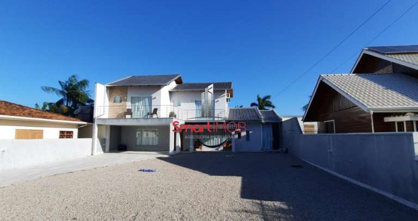 Casa com 3 quartos à venda na Minas Gerais, 28, Universitário, Tijucas