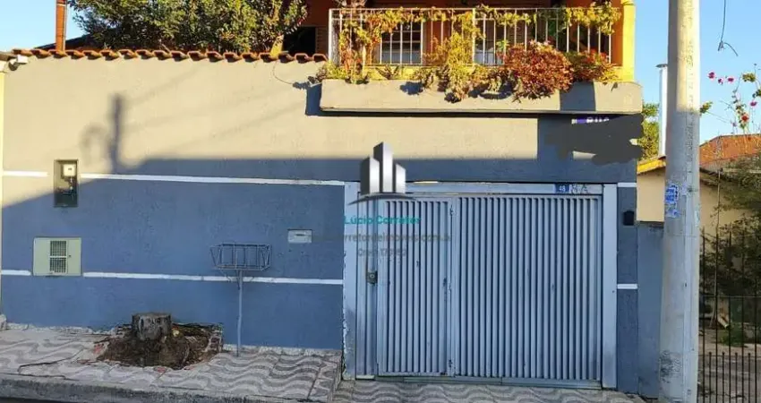 Casa com 04 Dormitórios e 04 Banheiros à Venda, 240m² por R$ 700.000,00 - Vila Monteiro Lobato - Guarulhos - SP.
