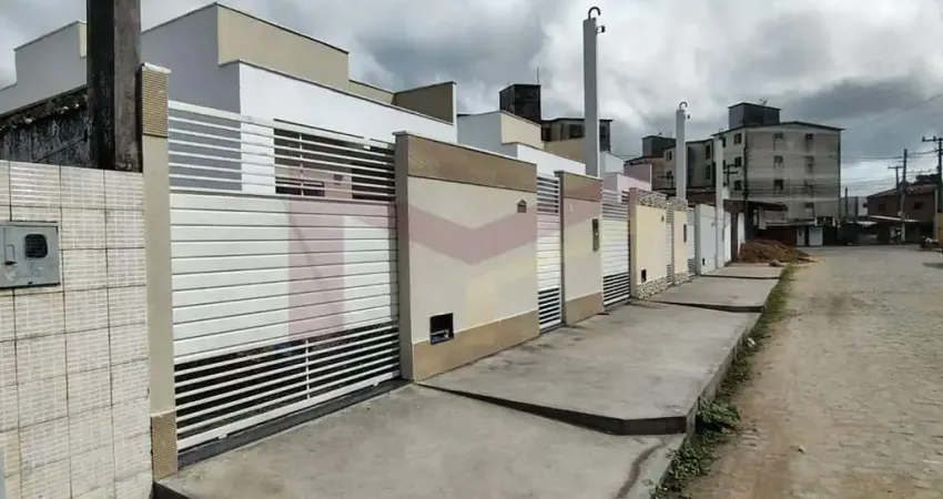 Casa com 2 quartos à venda na Rua Iraquara, Papagaio, Feira de Santana