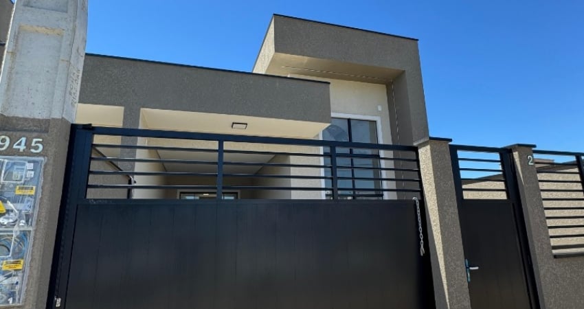 Casa a venda 2 quartos (1 suíte) 900 m da praia - balneário piçarras/sc