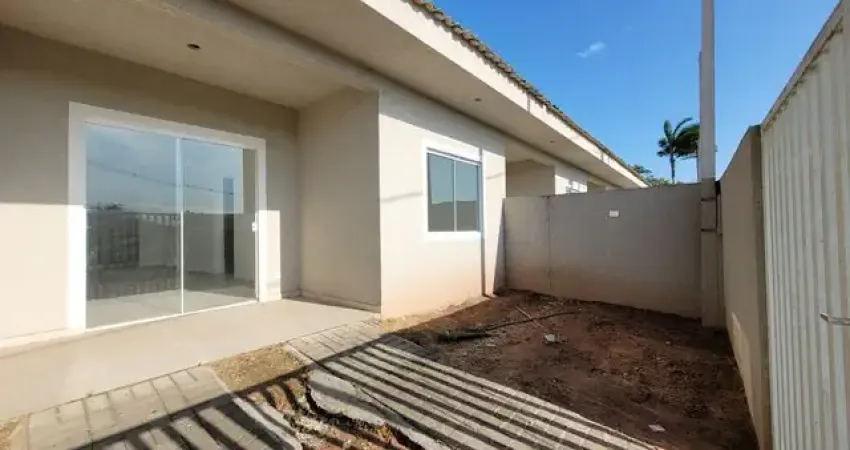 Casa nova com entrada individual a poucos minutos do centro de guaratuba