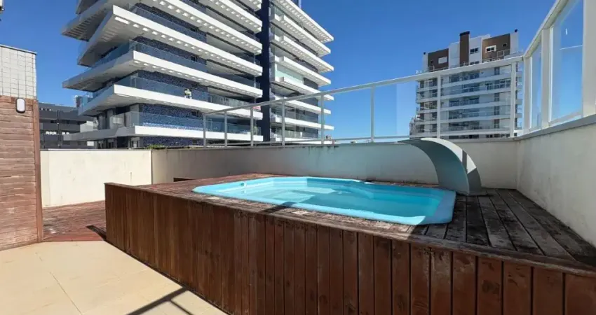 Localizado na PraiApartamento garden, segundo andar com amplo terraço e piscina exclusiva a poucos metros da Praia Central de Guaratuba