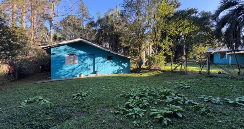 Linda chácara no distrito de Campo Largo da Roseira a poucos minutos de Curitiba