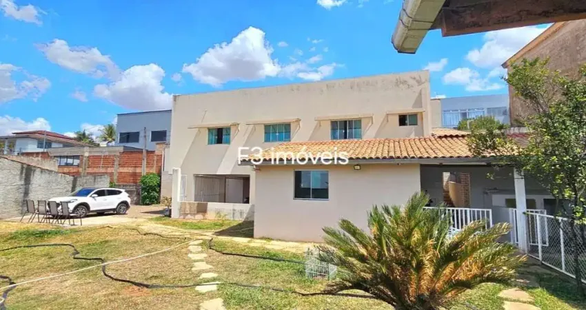 Casa para Venda em Brasília, Taguatinga Norte (Taguatinga), 3 dormitórios, 3 suítes, 4 banheiros, 3 vagas