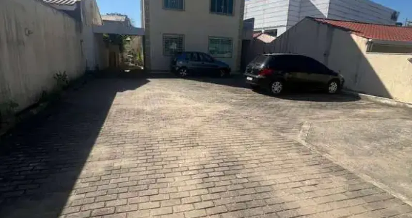 Apartamento com 2 quartos, sala amplificada, e Jardim no Bairro Rio Verde