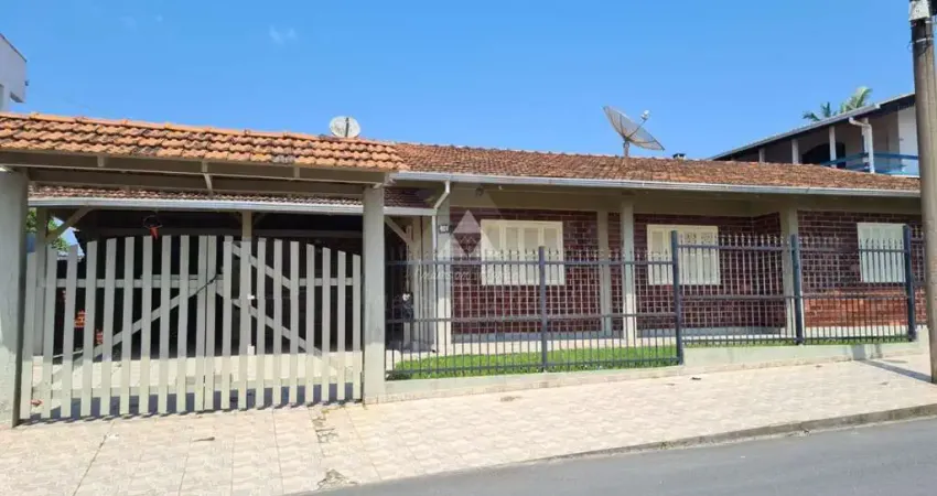 Casa com 3 quartos à venda na Ipiranga, 401, Centro, Barra Velha