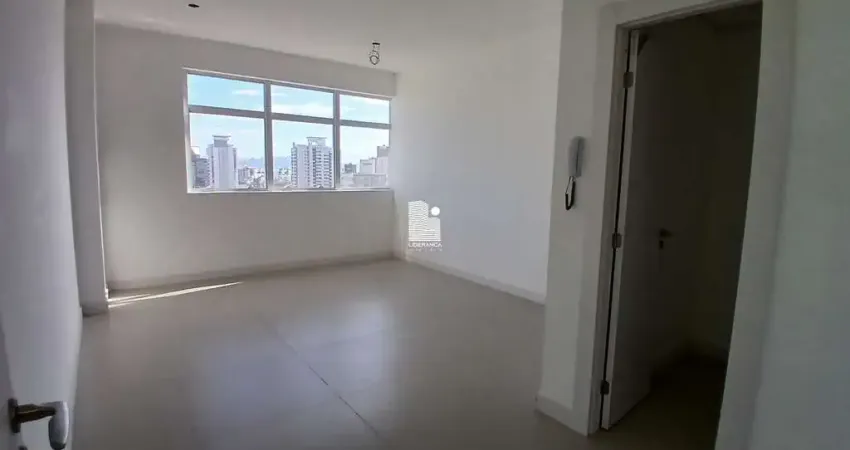 Sala comercial para alugar na Rua General Liberato Bittencourt, --, Canto, Florianópolis