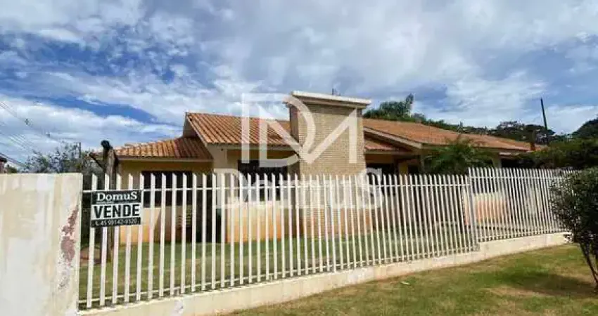 Casa com 4 quartos à venda no Jardim Pancera, Toledo