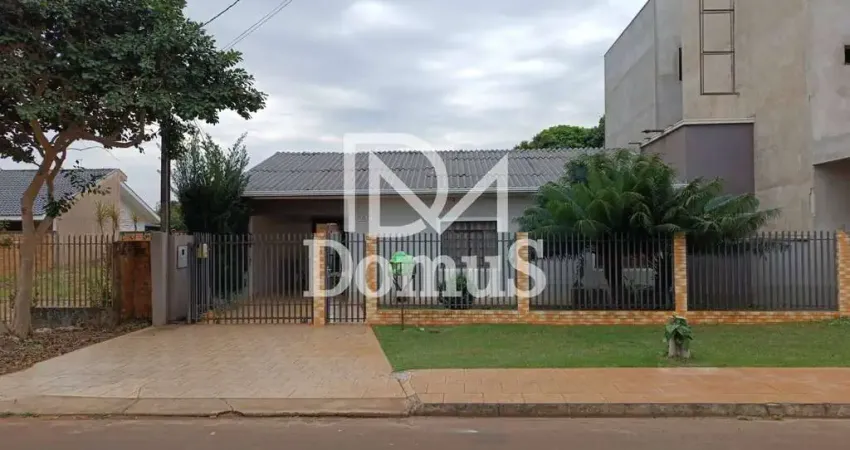 Casa com 3 quartos à venda no Jardim Gisela, Toledo 