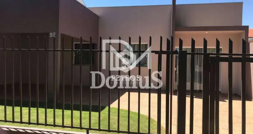 Casa com 3 quartos à venda no Jardim Gisela, Toledo 