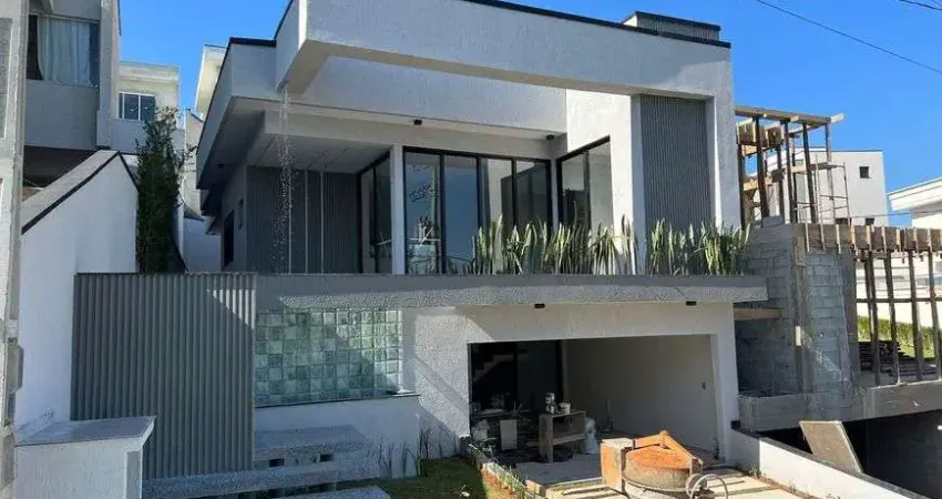 Casa para venda possui 183 metros quadrados com 3 quartos e 3 suítes