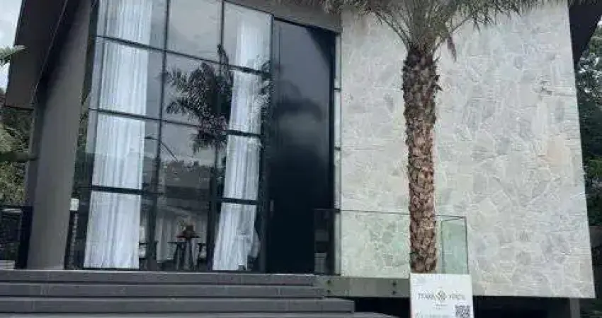 Casa a venda na riviera de sao lourenço com 05 suites, 06 vagas de garagem livre e coberta