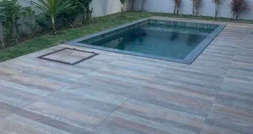 Casa de condomínio para venda com 235 metros quadrados com 3 quartos