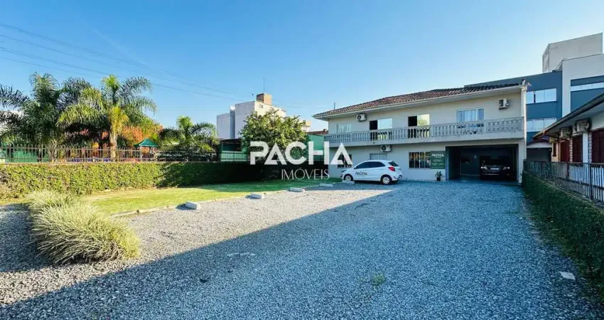Sala comercial para alugar na Rua Pastor Ferdinand Schlunzen, 223, Centro, Jaraguá do Sul