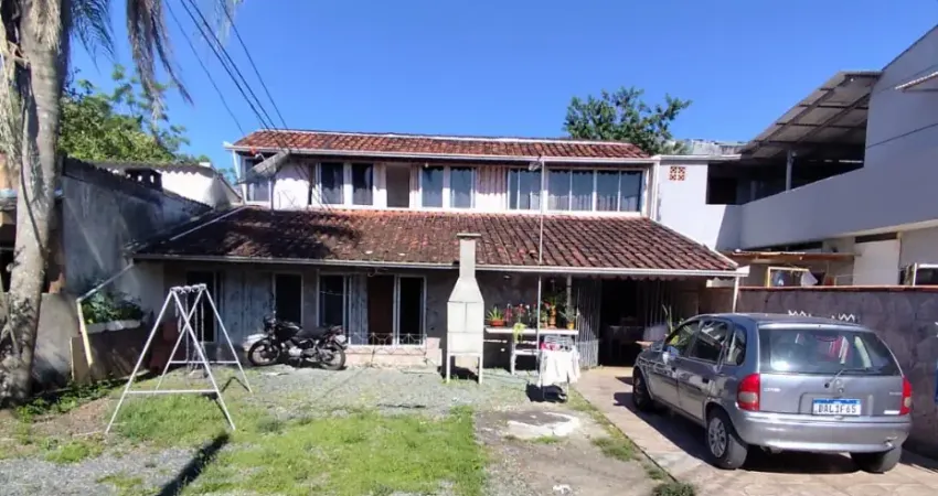 Vendo!!! sobrado c/ 2 dormitórios estilo gypsy de alvenaria