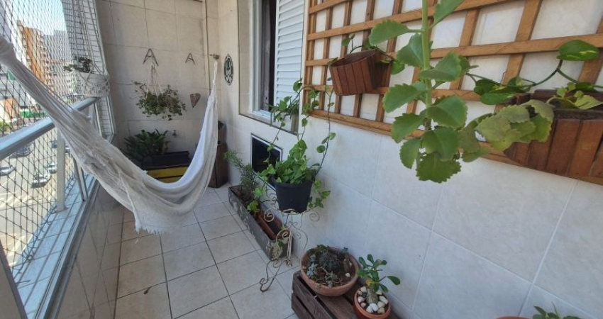 Apto com vista lateral mar, amplo e bem iluminado no Itararé – São Vicente Ref. 2772