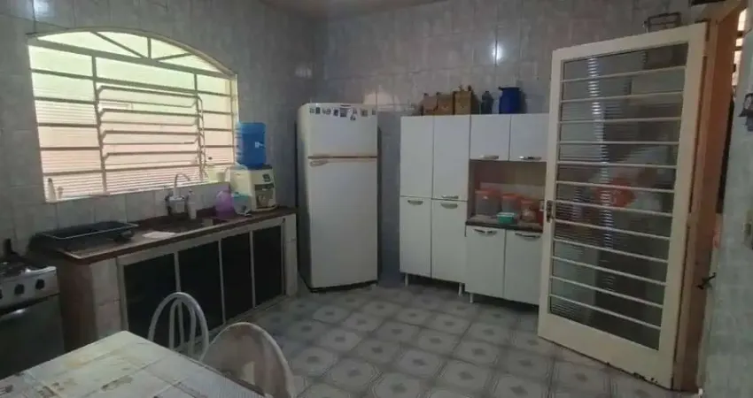 Casa com 4 quartos à venda na Rua Professor Dorival Dias de Carvalho, 114, Parque Três Meninos, Sorocaba