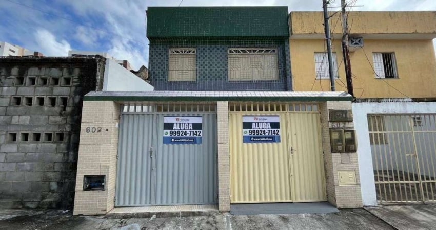 Casa com 3 dormitórios para alugar, 120 m² - Ponto Novo - Aracaju/SE