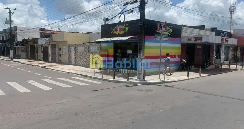 Casa de esquina e 03 pontos comerciais juntos, à venda, no Bugio. Aracaju/SE.