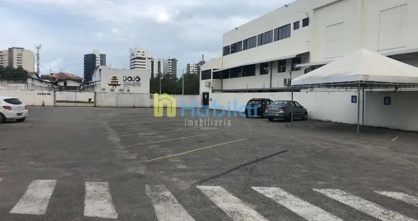 Terreno à venda, 1672 m²  ao lado da igreja quadrangular no bairro jardins - aracaju/se