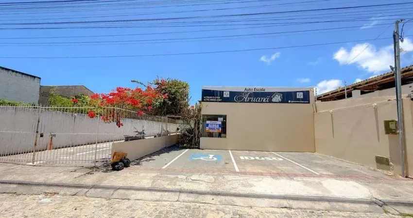 Casa comercial com 4 salas para alugar na Rua Manoel Espinheira Fonseca, 65, Aruana, Aracaju