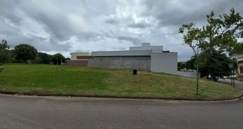 Condominio Terras do Vale em Caçapava, lote com 316m²