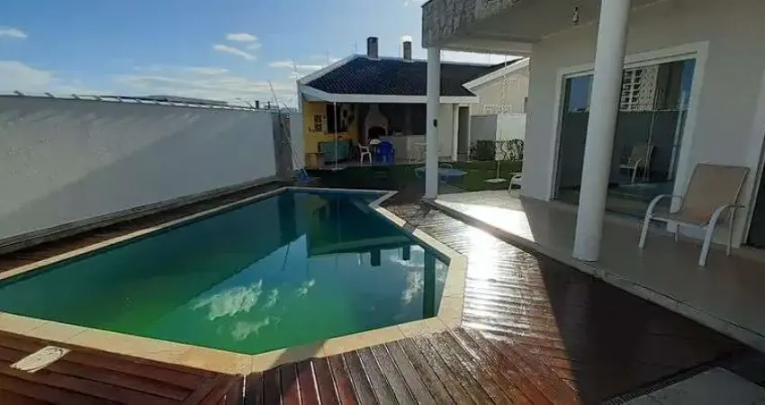 Condominio Altos da Serra, Urbanova, casa com 4 dorms / Avalia permuta