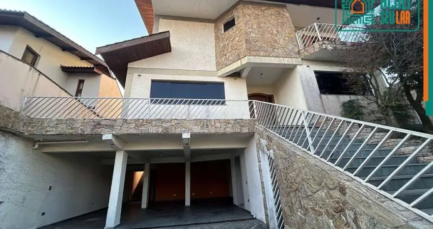 Sobrado a venda no Parque dos Principes, São Paulo, SP, com 120m² de área construída, 4 dormitórios, sendo 2 suítes, 3 salas, garagem 6 autos.