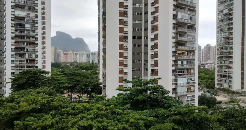 Venda - flat com 2 suítes - barra da tijuca - condomínio mediterrâneo
