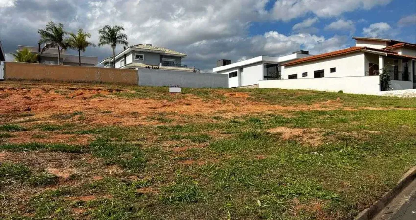 Terreno de 545 m² com Vista para Área Verde no Portal dos Bandeirantes, Salto/SP