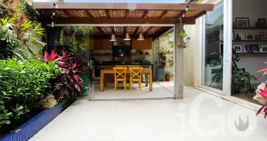 Casa em condomínio fechado com 4 quartos à venda na Rua Comendador Elias Zarzur, Alto da Boa Vista, São Paulo