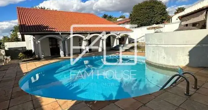 Casa com 4 quartos à venda na Das Bauhínias, 108, São Luiz, Belo Horizonte