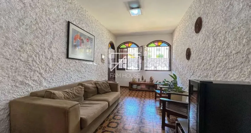 Casa com 4 quartos à venda na Rua Apucarana, 375, Ouro Preto, Belo Horizonte