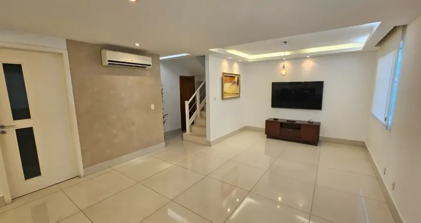 Alugo na freguesia - excelente casa de condomínio fechado 4 quartos - 2 vagas de garagem - painel solar - próximo do supermercado mundial