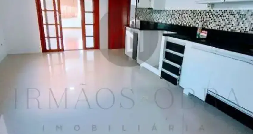 Casa com 4 quartos à venda na Avenida Santo Antônio, 633, Jardim Cascatinha, Poços de Caldas