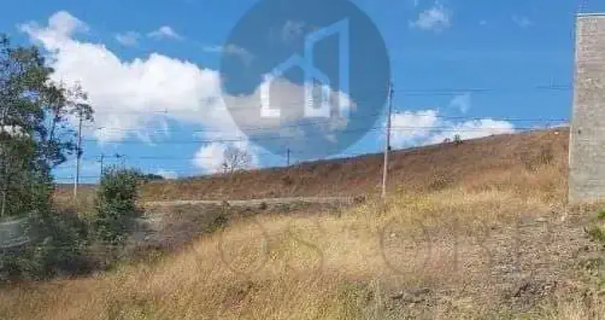 Terreno à venda na Rua Padre Adelmo Arantes Rosa, 52, Santa Maria, Poços de Caldas