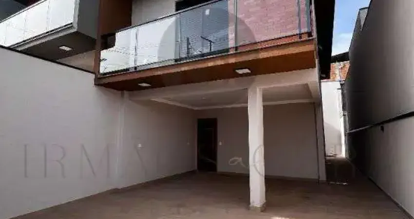 Casa com 3 quartos à venda na Rua Aristides Thomaz Ballerini, 50, Jardim Ipê, Poços de Caldas
