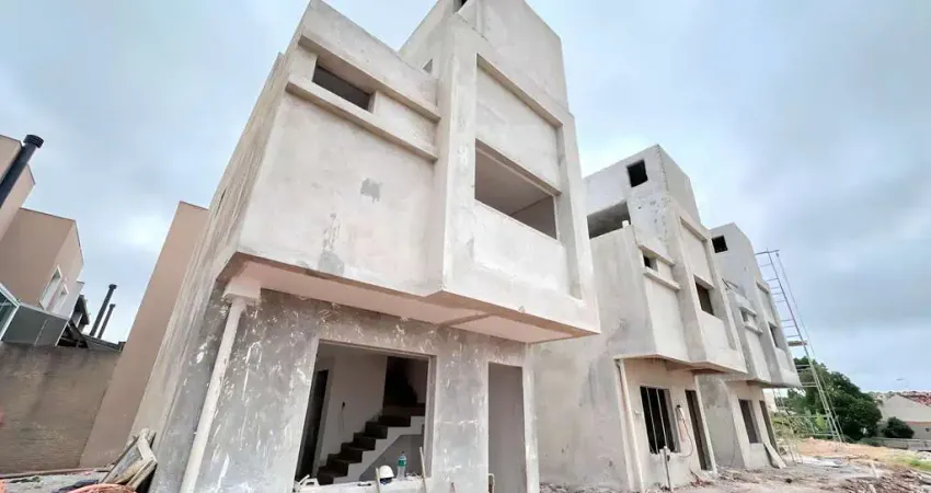 Casa de Condomínio com 3 quartos  à venda, 131.00 m2 por R$620000.00  - Alto Boqueirao - Curitiba/PR