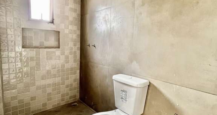Sobrado com 3 quartos  à venda, 104.84 m2 por R$679000.00  - Xaxim - Curitiba/PR