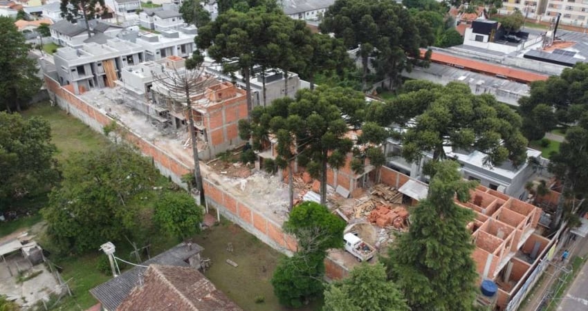 Sobrado com 3 quartos  à venda, 103.32 m2 por R$890000.00  - Boqueirao - Curitiba/PR