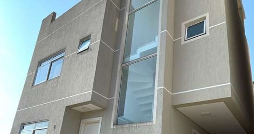 Sobrado com 3 quartos  à venda, 116.03 m2 por R$649000.00  - Fazendinha - Curitiba/PR