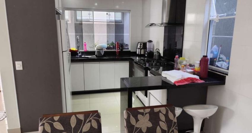 Sobrado com 3 quartos  à venda, 125.91 m2 por R$690000.00  - Campo Comprido - Curitiba/PR