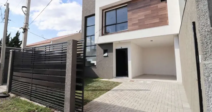 Sobrado com 3 quartos  à venda, 121.64 m2 por R$749000.00  - Capao Raso - Curitiba/PR