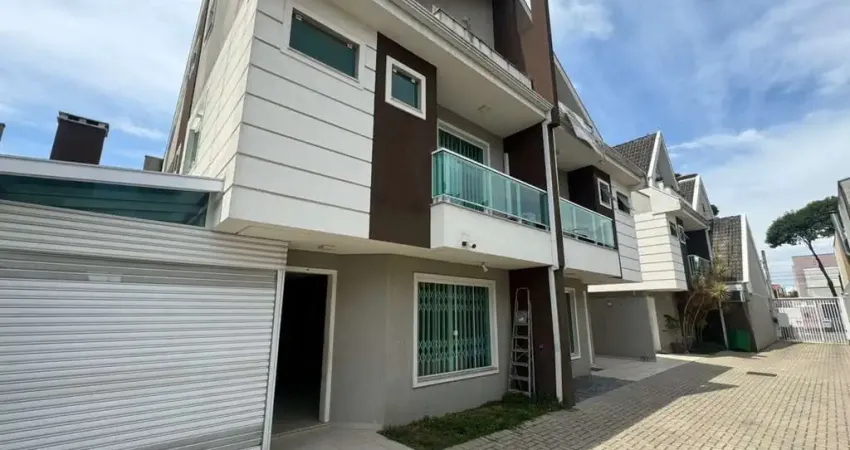 Sobrado com 3 quartos  à venda, 125.04 m2 por R$680000.00  - Boqueirao - Curitiba/PR