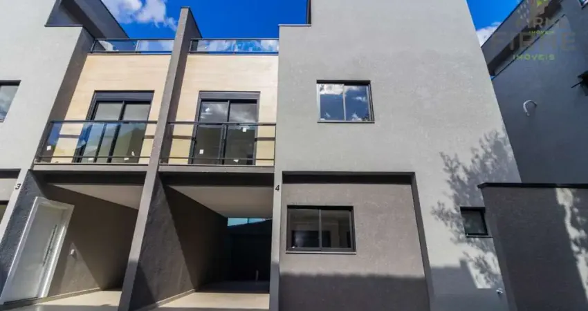 Sobrado com 3 quartos à venda, 124.65 m2 por R$719000.00 - Uberaba - Curitiba/PR